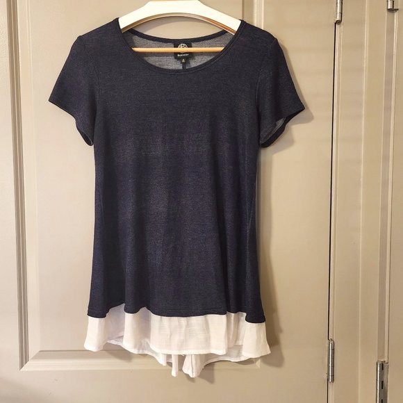 Bobeau Navy Short Sleeve Top- Size S - Picture 1 of 3